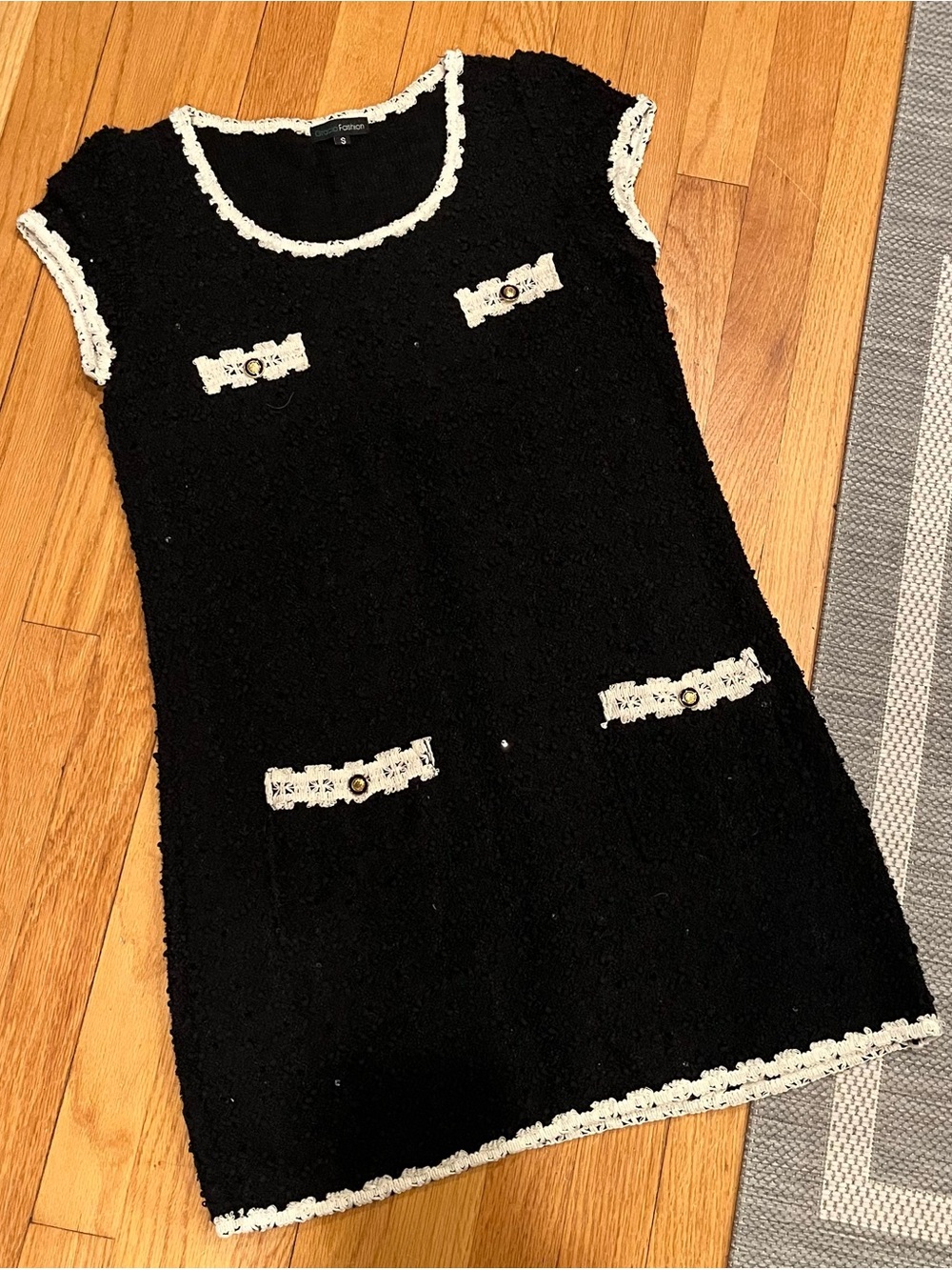 Gracia Black Knit Boucle Mini Dress Cream Lace Small